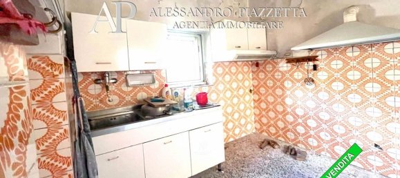 4-Zimmer Haus in Genoa, Italy, Nr. 144415 6