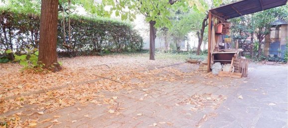 10 rooms House in Sassuolo, Italy No. 70177 22