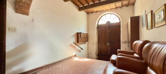 2 Schlafzimmer Wohnung in Massa Marittima, Italy, Nr. 315641 5