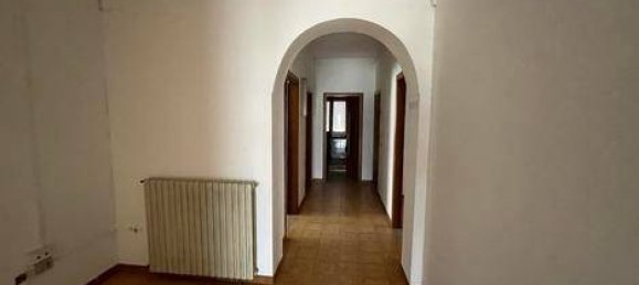 Propriété commerciale à Castrovillari, Italy 286m² No. 293803 6