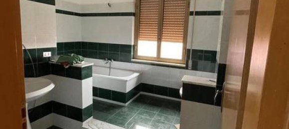 Propriété commerciale à Castrovillari, Italy 286m² No. 293803 8