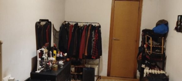 Casa de 3 dormitorios en León, Spain No. 141381 3