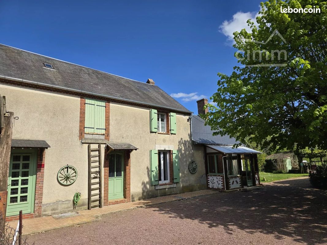 2 chambres Maison à Quantilly, France No. 211218