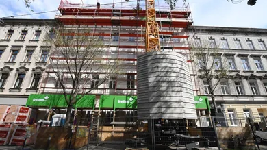 Квартира с 2 комнатами в Оттакринг, Австрия № 136707