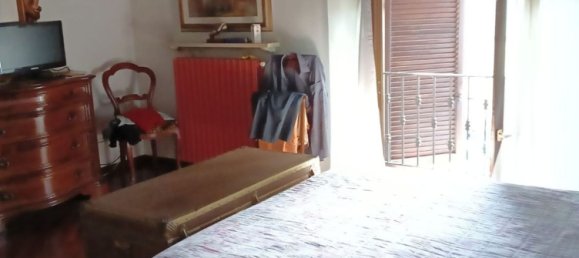3 Schlafzimmer Haus in Castell'Arquato, Italy, Nr. 335531 5
