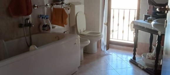 3 Schlafzimmer Haus in Castell'Arquato, Italy, Nr. 335531 4