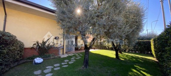 3 Schlafzimmer Villa in Castegnato, Italy, Nr. 360270 2