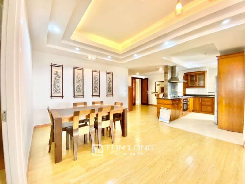 Квартира с 3 спальнями в Тэйхо, Вьетнам № 890