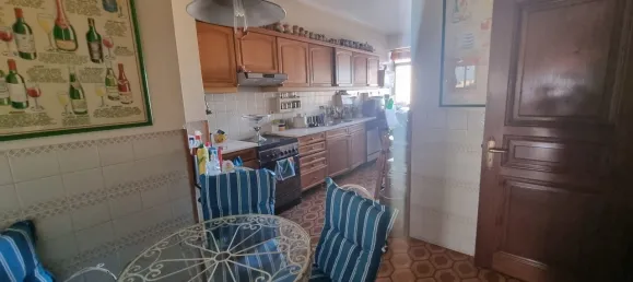 5 bedrooms Apartment in Lisbon, Portugal No. 127840 7