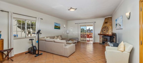 Bungalow de 5 dormitorios en Albufeira, Portugal No. 111180 4