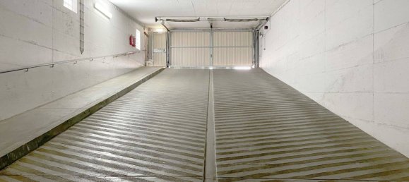 Parkplatz in München, Germany, Nr. 191134 5