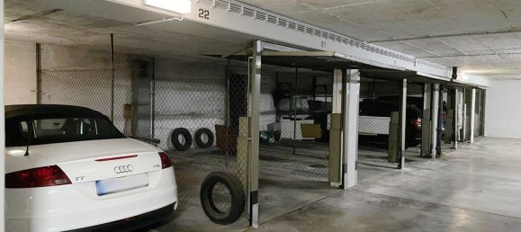 Parkplatz in München, Germany, Nr. 191134 3