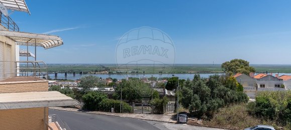 8 bedrooms House in Vila Franca de Xira, Portugal No. 31371 11