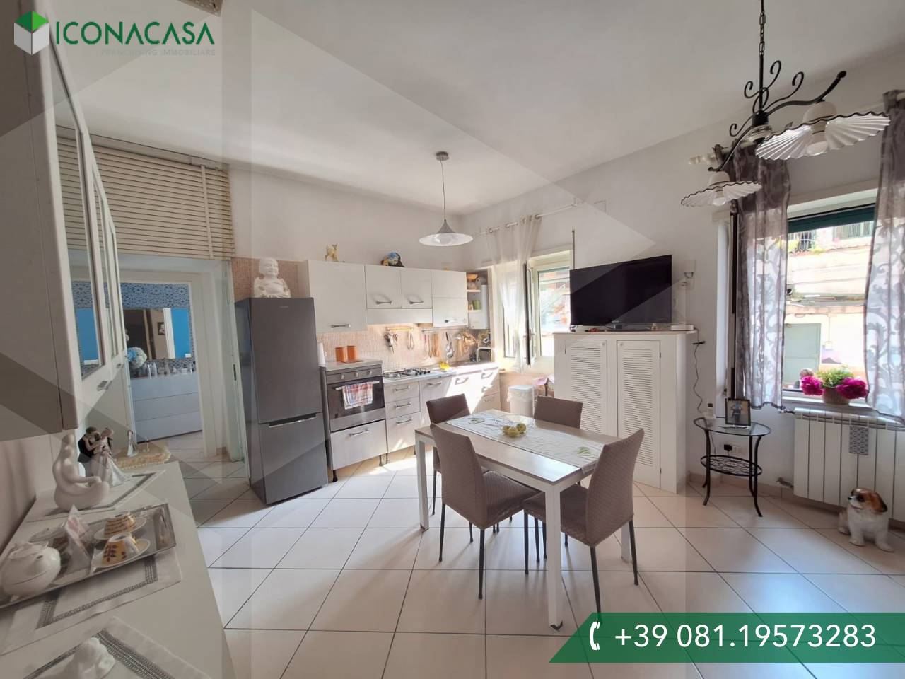 2غرفة شقة في Naples, Italy رقم 26524