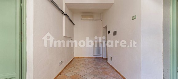 4-Zimmer Büro in Pistoia, Italy, Nr. 356757 31