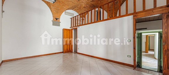 4-Zimmer Büro in Pistoia, Italy, Nr. 356757 26