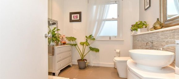 3 bedrooms House in Walthamstow, United Kingdom No. 4000 14