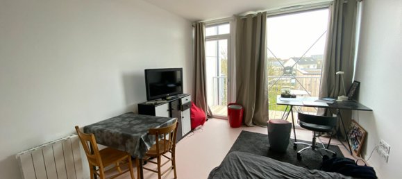 Studio in Bourges, France No. 73533 3