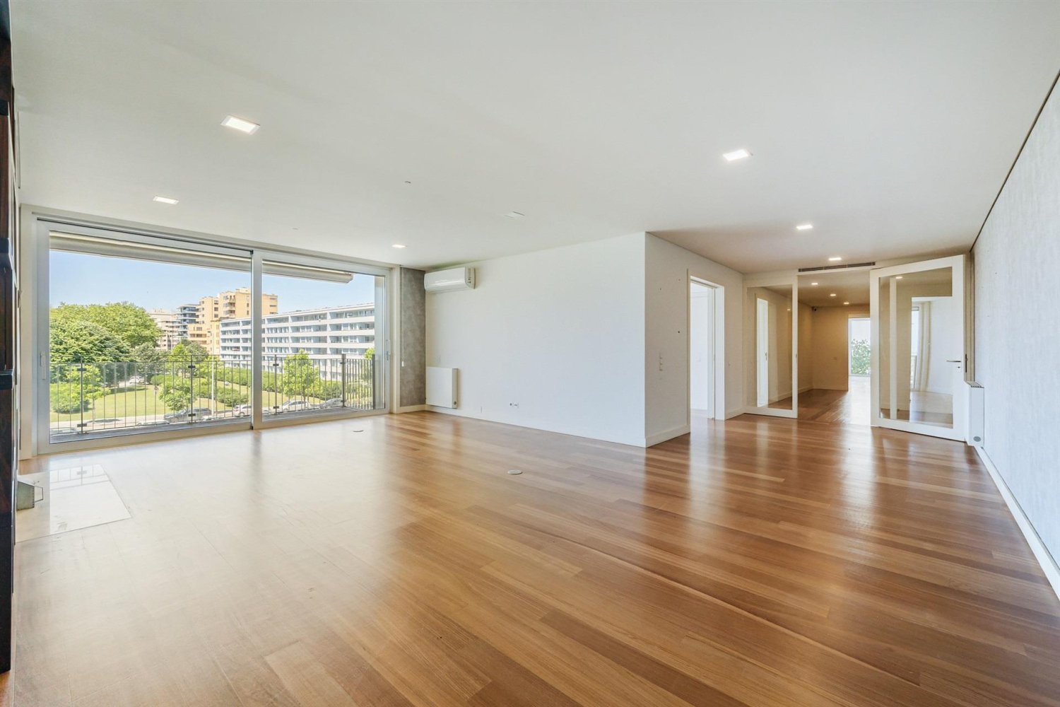 4 Schlafzimmer Wohnung in Matosinhos, Portugal, Nr. 144369