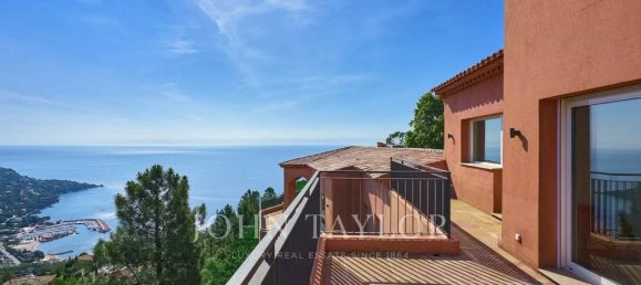 Замки и поместья с 7 спальнями в Теуль-сюр-Мер, Франция № 184013 17