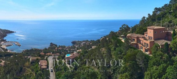 Замки и поместья с 7 спальнями в Теуль-сюр-Мер, Франция № 184013 4