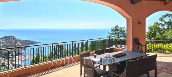 Замки и поместья с 7 спальнями в Теуль-сюр-Мер, Франция № 184013 3