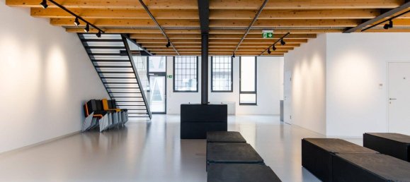 Oficina en Salzburg, Austria 273 m² No. 177995 3