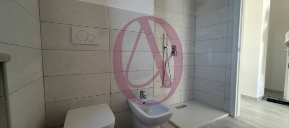 2 Schlafzimmer Wohnung in Gallarate, Italy, Nr. 288805 11