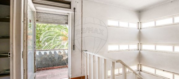 13 bedrooms House in Cascais, Portugal No. 38795 26