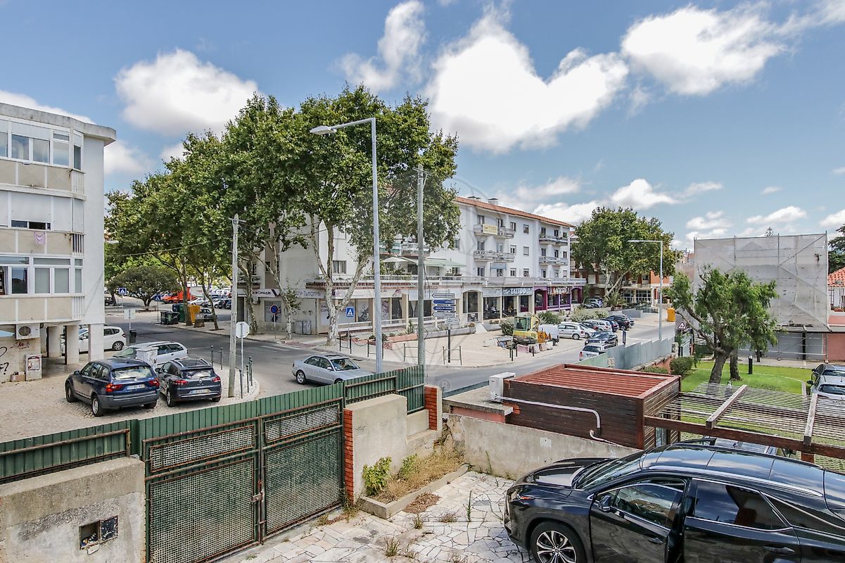 13 bedrooms House in Cascais, Portugal No. 38795