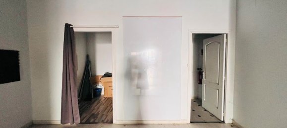 97m² Commercial property in Torrevieja, Spain No. 150945 5