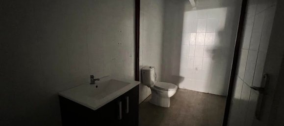 97m² Commercial property in Torrevieja, Spain No. 150945 7