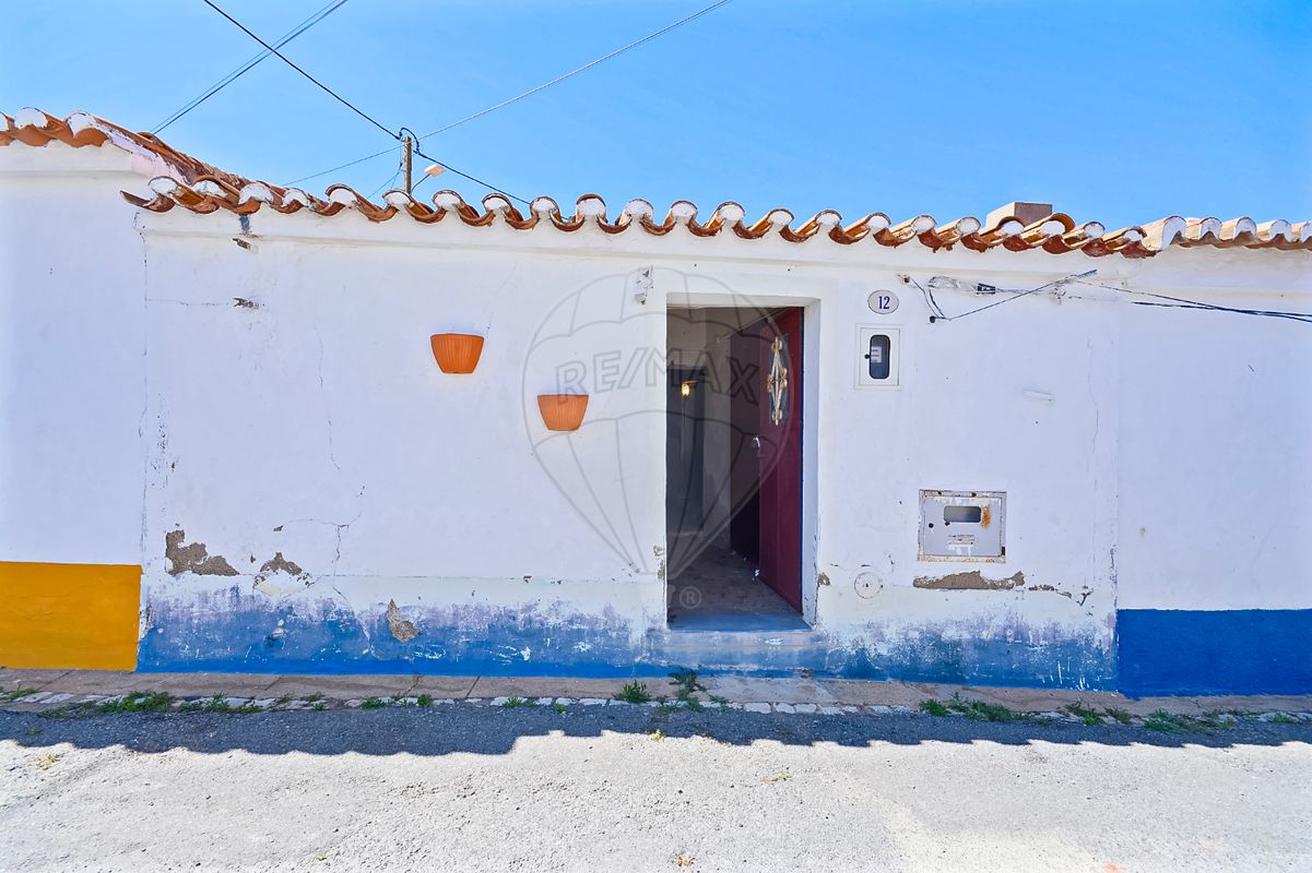 1 bedroom House in Santa Barbara de Padroes, Portugal No. 45845