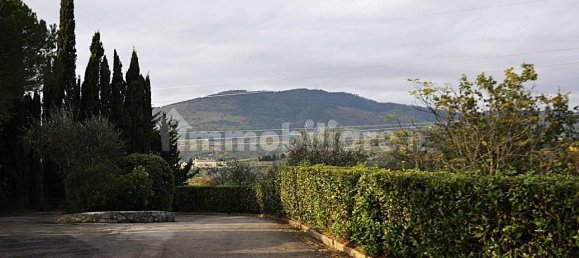 Вилла с 7 спальнями в Флоренция, Италия № 44429 2