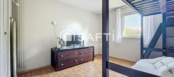 4 bedrooms House in Eragny, France No. 356098 7