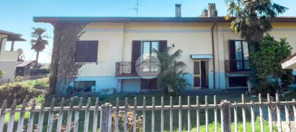 4 rooms Villa in Chiari, Italy No. 81919 20