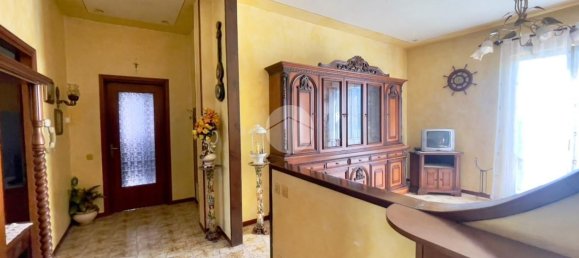4 rooms Villa in Chiari, Italy No. 81919 4
