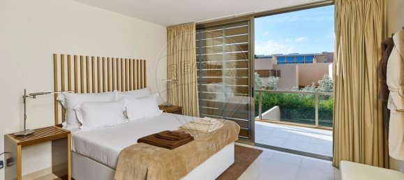 4 bedrooms House in Guia, Portugal No. 156831 3