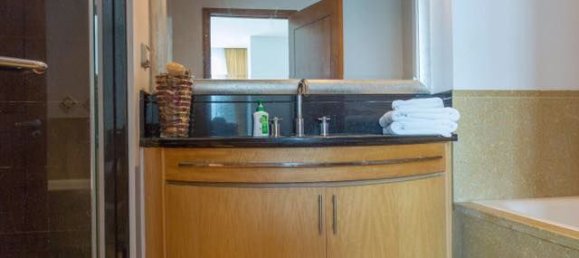 Apartamento com 2 quartos em condomínio em Sathon, Thailand N.º 9862 23