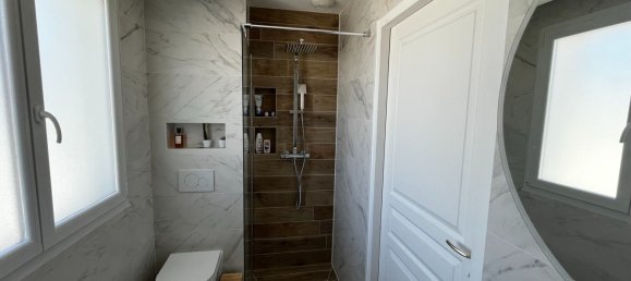 5 bedrooms House in Douvaine, France No. 341396 15