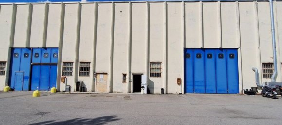 2957m² Warehouse in Baranzate, Italy No. 379256 3