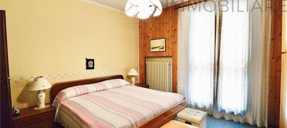 15 rooms House in Vignola, Italy No. 159345 10