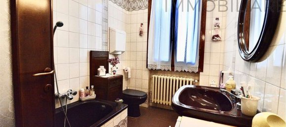 15 rooms House in Vignola, Italy No. 159345 12