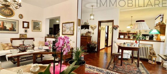 15 rooms House in Vignola, Italy No. 159345 2