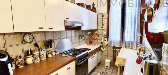 15 rooms House in Vignola, Italy No. 159345 4