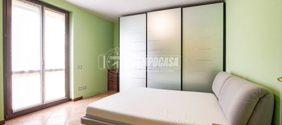Apartamento de 1 dormitorio en Treviglio, Italy No. 299056 11