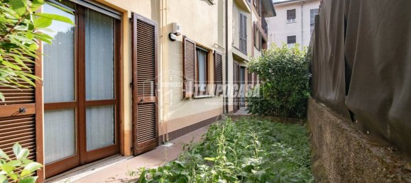 Apartamento de 1 dormitorio en Treviglio, Italy No. 299056 17