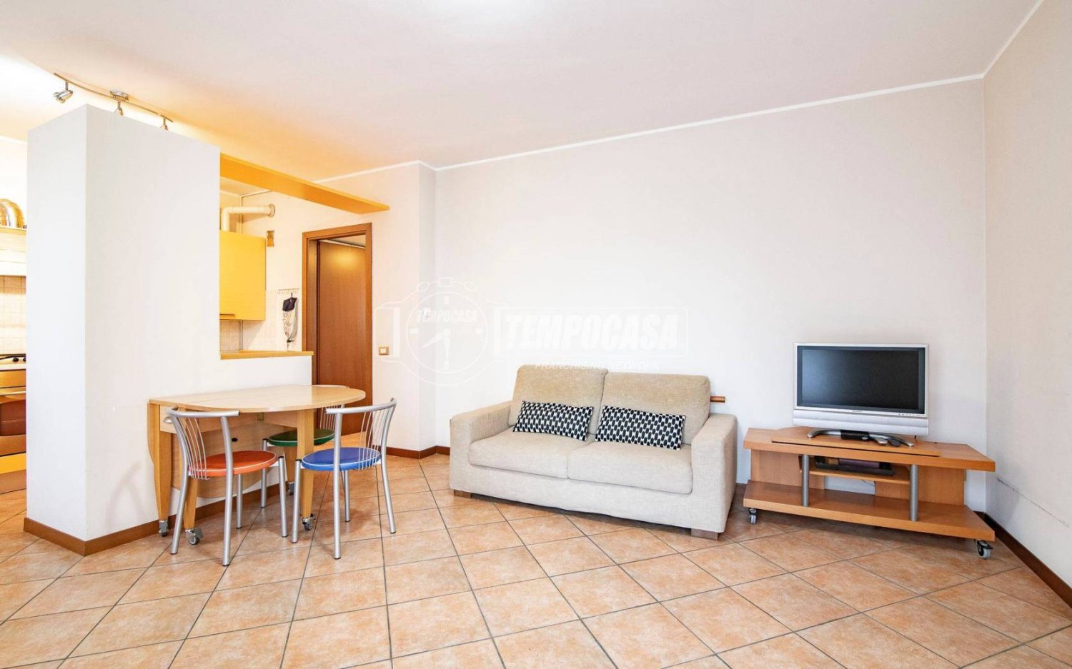 Apartamento de 1 dormitorio en Treviglio, Italy No. 299056