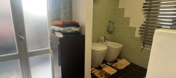 3 rooms Apartment in Novara, Italy No. 227693 17