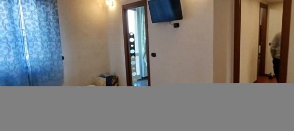 3 rooms Apartment in Novara, Italy No. 227693 14